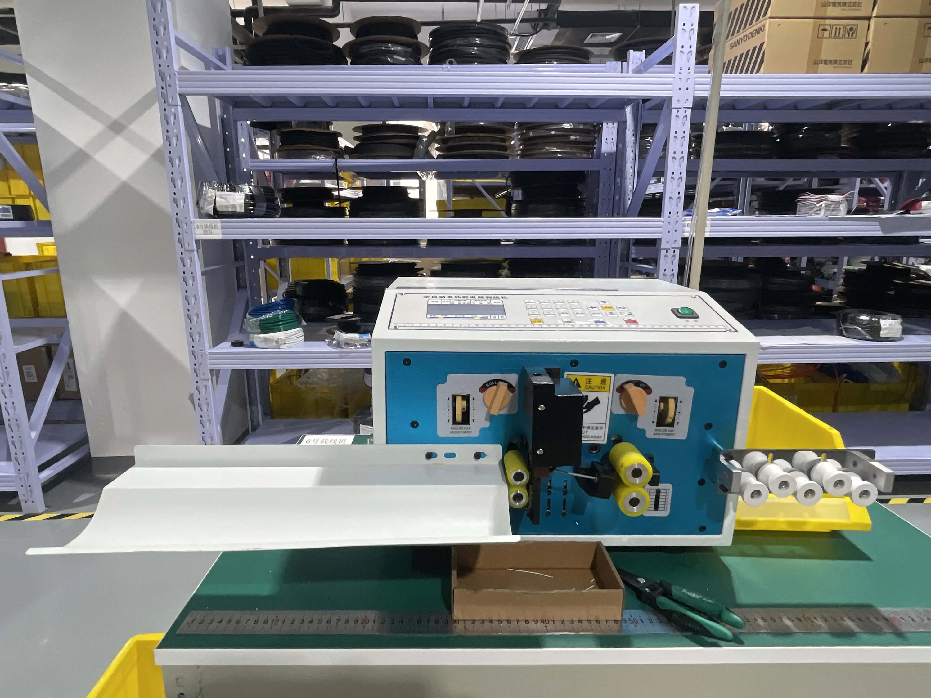 Precision Cutting & Stripping Equipment - WellPCB Wire Harness Manufacturing Equipment