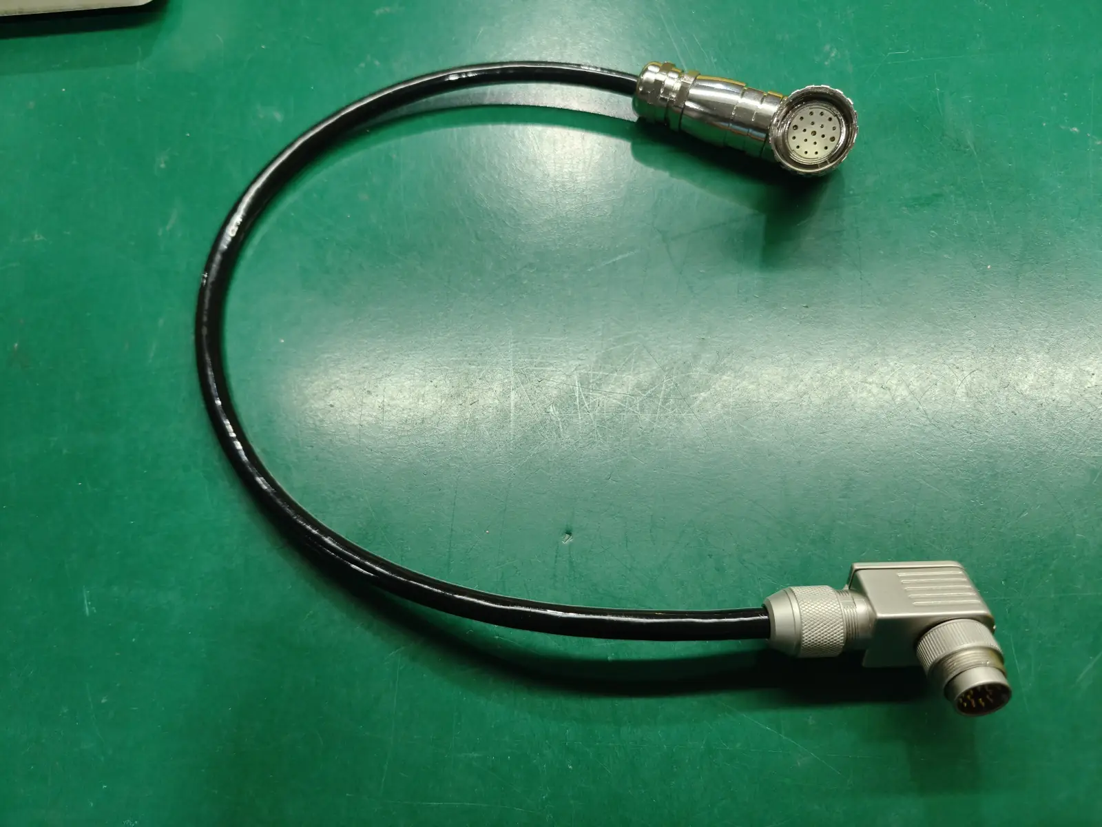 Amphenol Cable Assembly